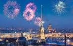 на двухчасовую прогулку на теплоходе с просмотром праздничного салюта 9 мая