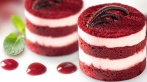Ассортимент десертов и сладостей со скидкой от магазина Cheese Cake!