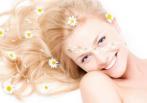 На уход за проблемной кожей: комбинированная чистка + маска для лица + криомассаж жидким азотом.