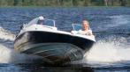 Прогулка на спортивном катере в дневное или ночное время с компанией 