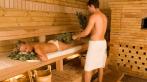 Два или три часа посещения финской сауны с бассейном и бильярдом. Скидка до 59% для 2-х или 4-х человек.