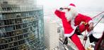 На оригинальную услугу «Дед Мороз через окно». Праздник постучится к вам в дом!
