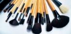 На набор из 24 кистей для макияжа Bobbi Brown. Настоящая находка для любителей и профессионалов!