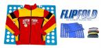 На доску для аккуратного складывания взрослой одежды Flip Fold. Экономия места в шкафу и чемодане!