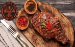 Скидки до 50% на все в баре Jager BBQ Bar! Куриные крылья за 225 р., тар-тар из говядины за 225 р., беломорские мидии за 250 р., креветки фри за 325 р., пенные напитки от 100 р., виноградные напитки от 95 р.