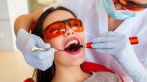 Скидки до 70% на услуги стоматологии Dental Clinic! 890 р. за УЗ-чистку, 990 р. за лечение кариеса, 3500 р. за лечение пульпита, 1500 р. за КТ на аппарате Vatech